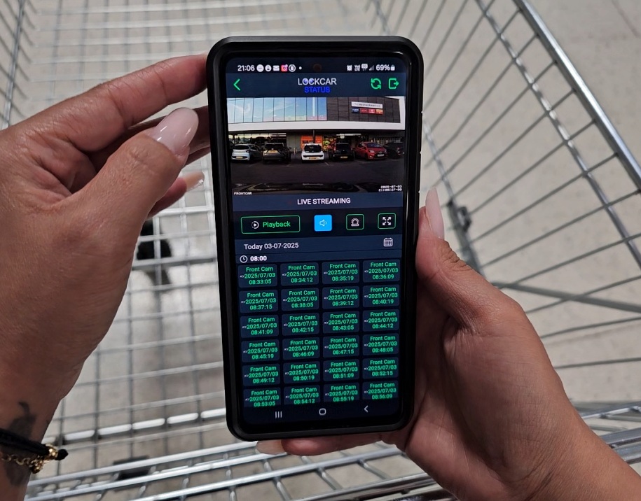 LockCar MCU hardware - security module with LTE modem and GPS