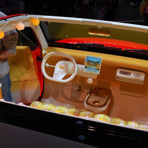 Cabin of the Citroën 2CV concept with its bench seat